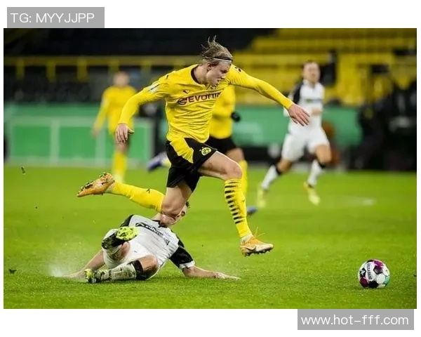 移动端足球新时代：如何通过手机应用提升球迷体验与赛事互动